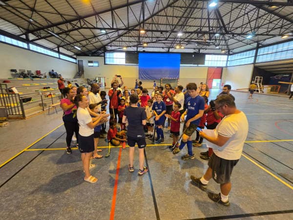 Succès total pour le Tournoi Jeune et Féminin de Hockey en Salle à La Réunion